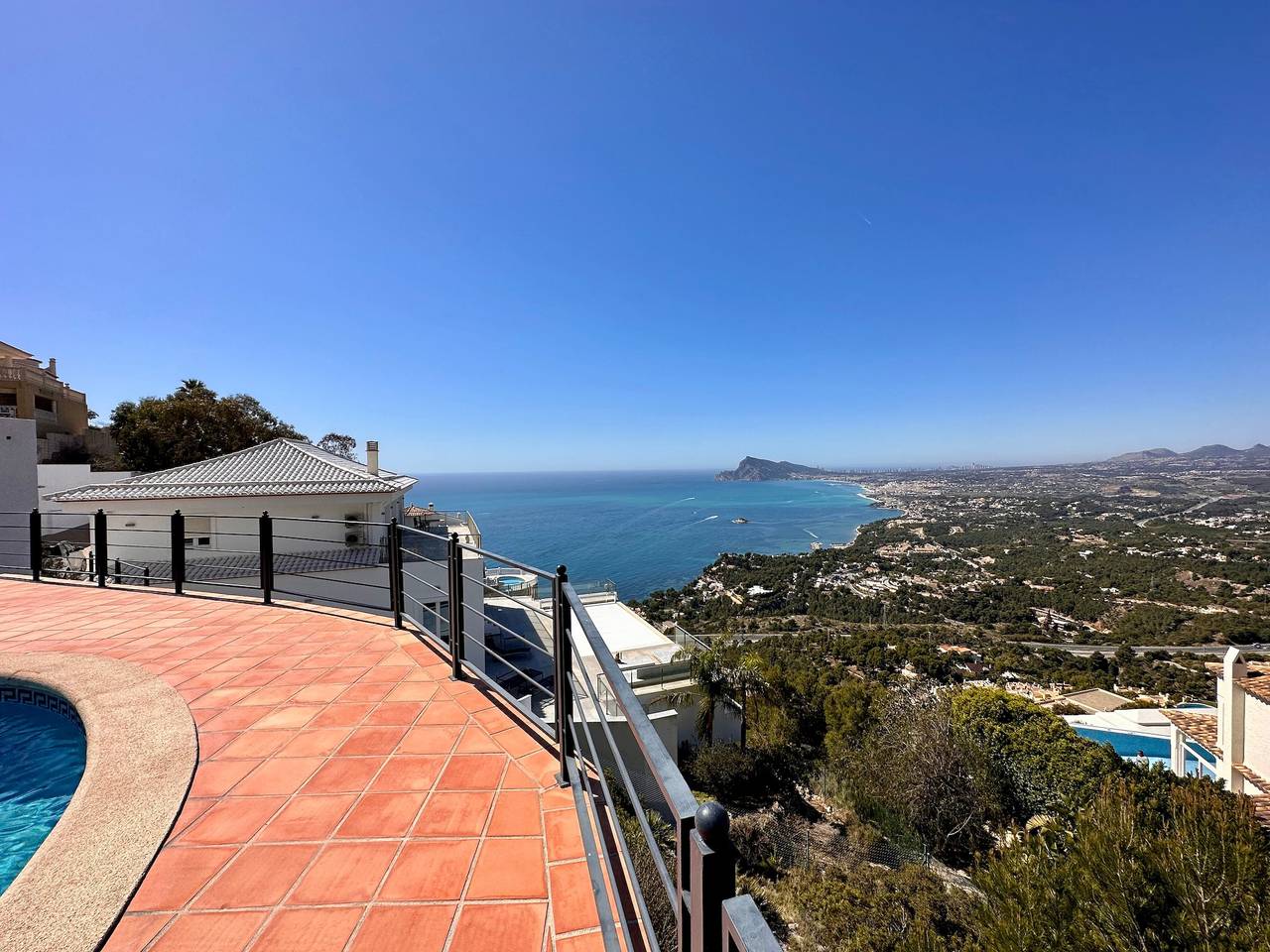 Villa 'Nono' met prachtig zeezicht in Altea Hills, Altea