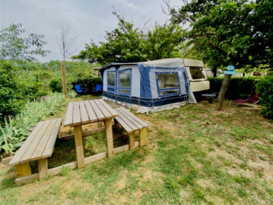Camping Paradis les Rives de l'Hérault - Wohnwagen 2 personen - Pariso Insolite 2p in Gignac, Lodève und Umgebung