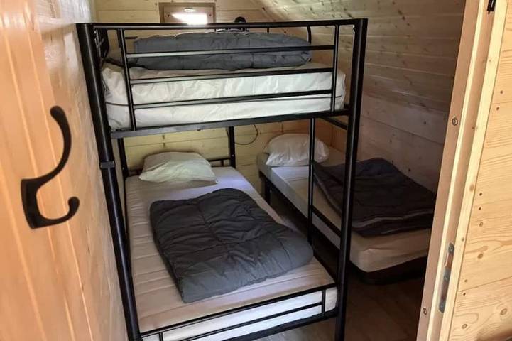 Gîte pour 5 personnes, animaux acceptés à Chézery-Forens - 2
