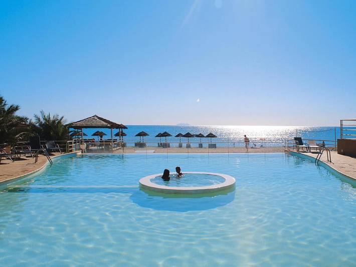 Gîte pour 4 personnes, avec piscine et balcon/terrasse à Poggio-Mezzana - 3