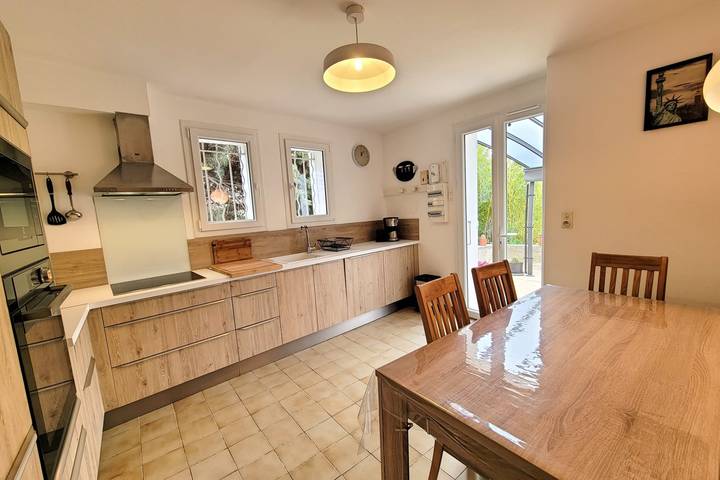 Location de vacances pour 8 personnes, avec jardin, adapté aux familles à Saint-Cyr-sur-Mer - 4