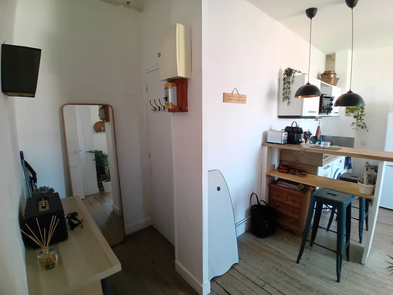 Appartement entier, Charmant T2 avec Vue Mer et Wifi – 5 Min de la Plage in Biarritz, Région de Bayonne
