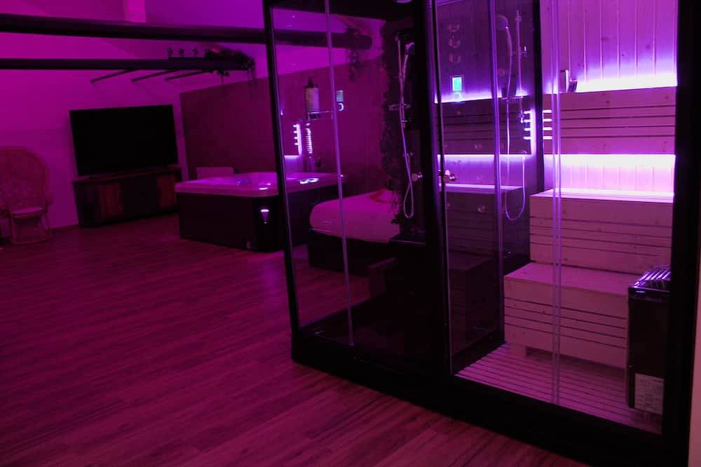Entire apartment, Le Spa'Cieux Suite & Spa - Love room with spa, sauna and hammam in Chartres, Chartres region