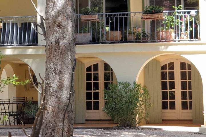 Gîte pour 4 personnes, avec Piscine et Sauna
