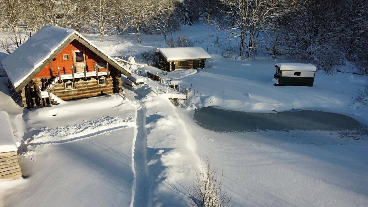 Three-Bedroom Chalet in Picherande, Parc naturel régional des Volcans d'Auvergne