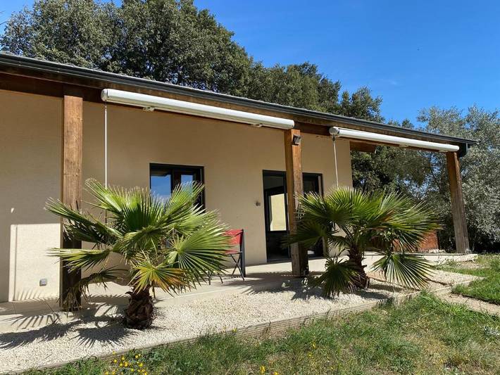 Location de vacances pour 4 personnes, avec jardin et vue à Bollène - 2