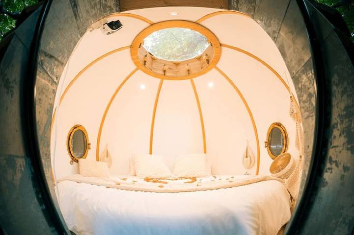 Location de vacances pour 2 personnes, avec Balcon ainsi que Jacuzzi et Piscine à La Côte-Saint-André - 2