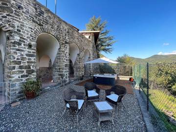 Agriturismo per 2 Persone in Casola in Lunigiana, Parco Regionale delle Alpi Apuane, Foto 4