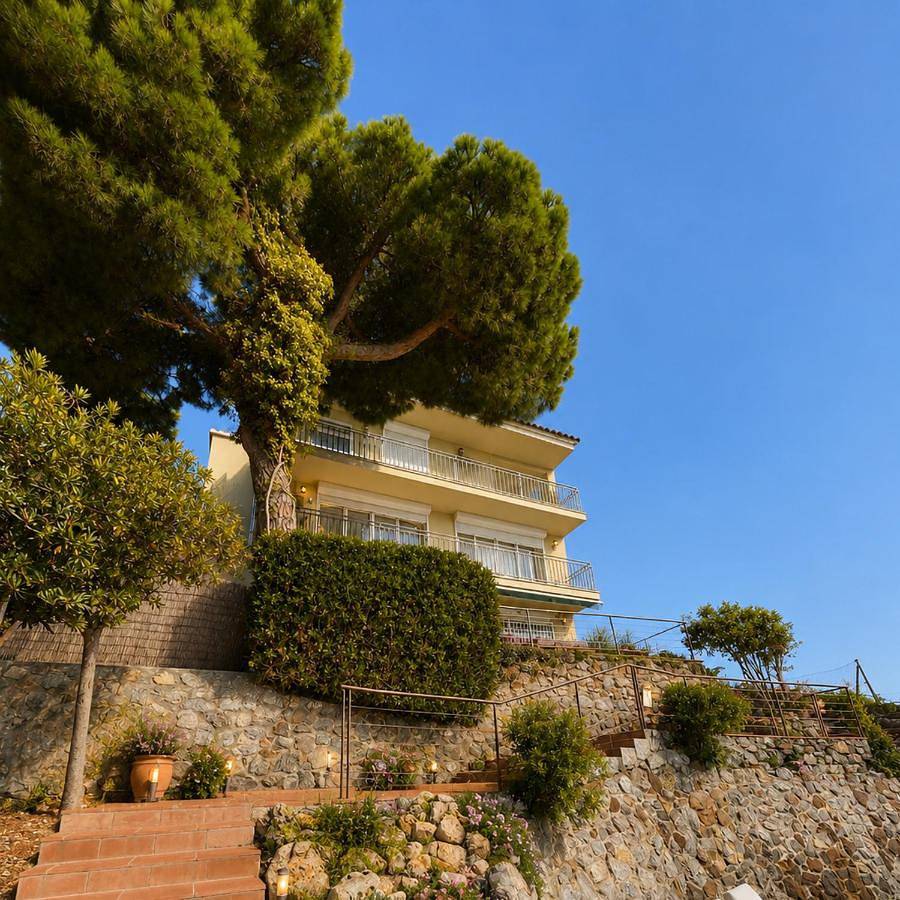 Villa con piscina privada climatizada 29ºc in Santa Susanna, Costa del Maresme