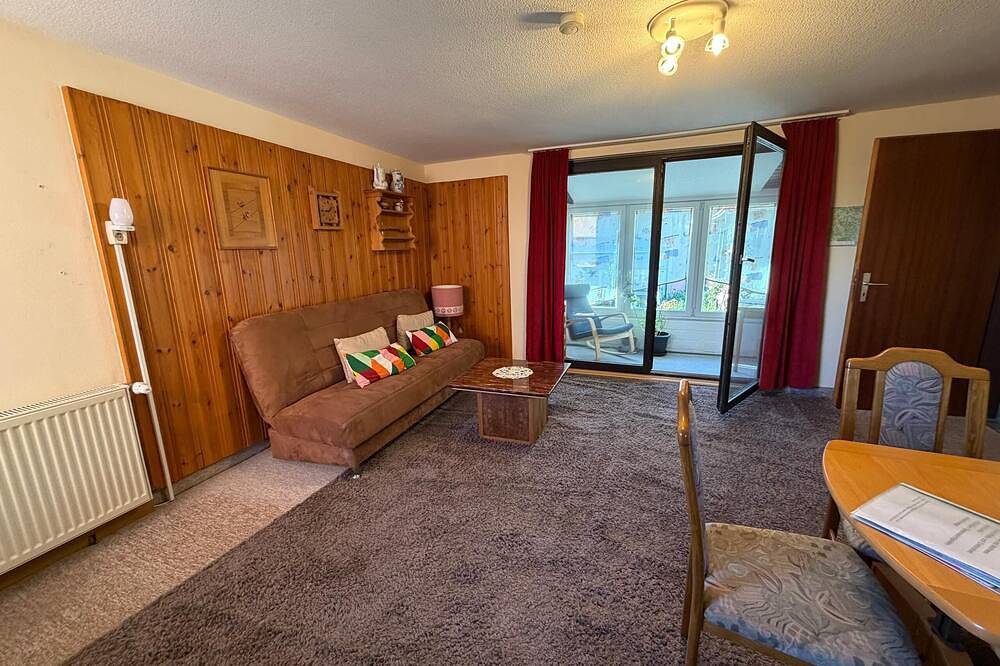 Ganze Wohnung, Familiäre Ferienwohnung mit Terrasse in Bad Königshofen i.Grabfeld, Rhön-Bayern