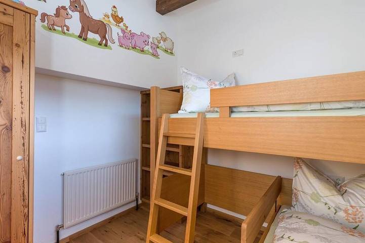 Hütte für 8 Personen, mit Garten und Balkon in Söll - 4