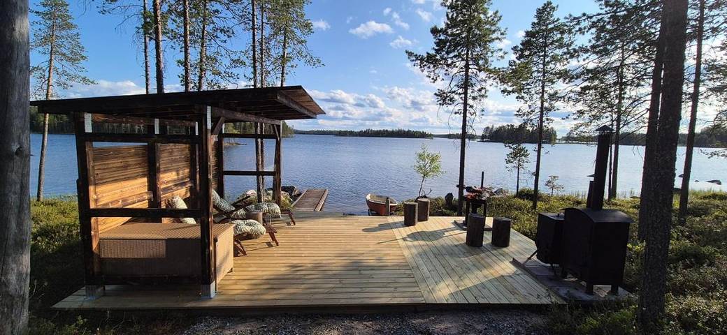 Ferienhaus für 4 Personen, mit Terrasse und Sauna sowie Seeblick und Ausblick