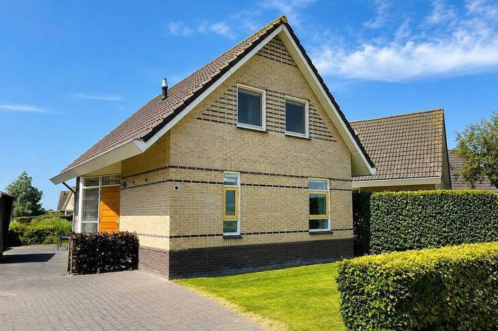 Bungalow für 6 Personen, mit Terrasse und Sauna, mit Haustier in Medemblik