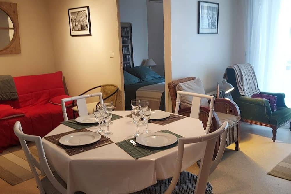 Appartement De Vacances pour 4 Personnes dans Saint-Quay-Portrieux, Côte de Goëlo