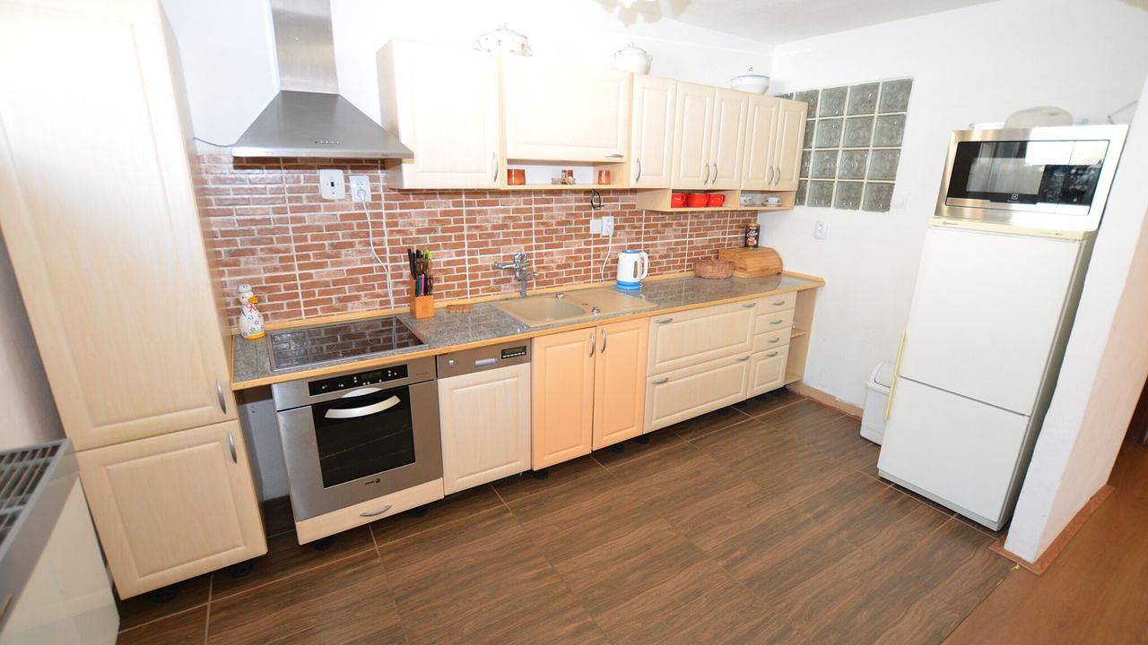 Ferienhaus für 21 Personen (340 m²) in Jiřetín pod Jedlovou in St. Georgental, Böhmische Schweiz