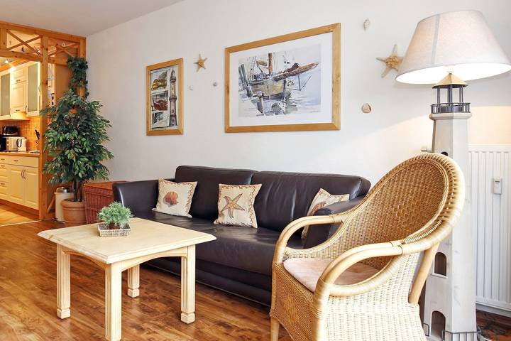 Ferienwohnung für 4 Personen, mit Balkon in Kühlungsborn - 2