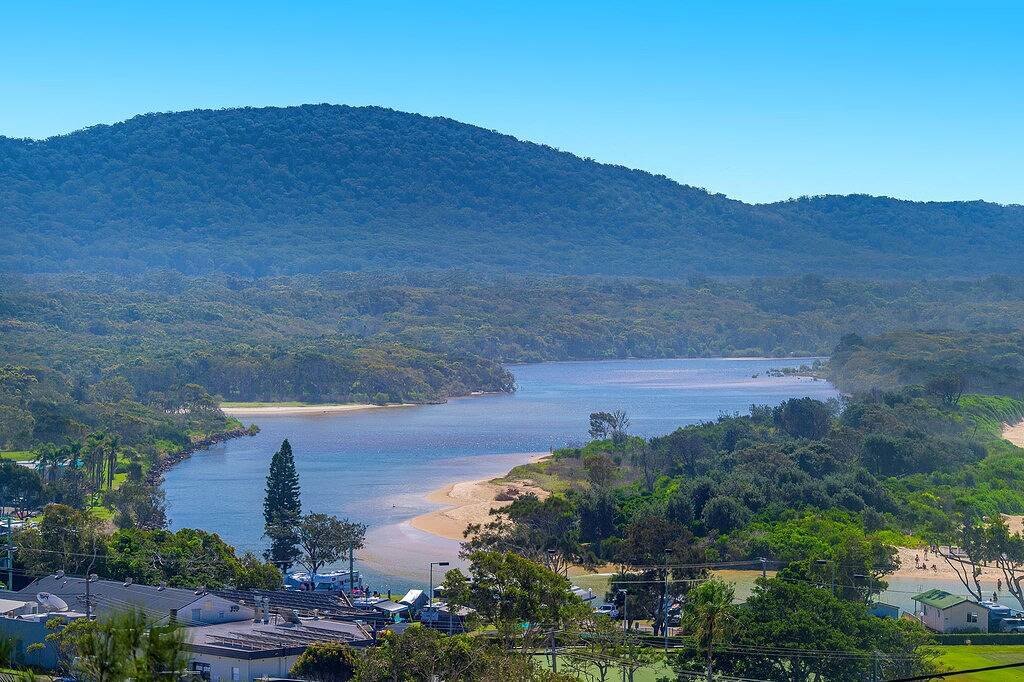 Expansive Ocean Views With Free Wi-Fi in Crescent Head, New South Wales