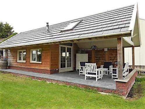 Location de vacances pour 2 personnes, avec vue ainsi que vue sur le lac et jardin dans Roelofarendsveen - 2