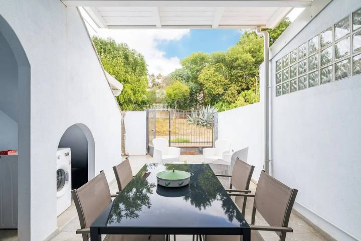 Gîte pour 4 personnes, avec jardin à Tortolì