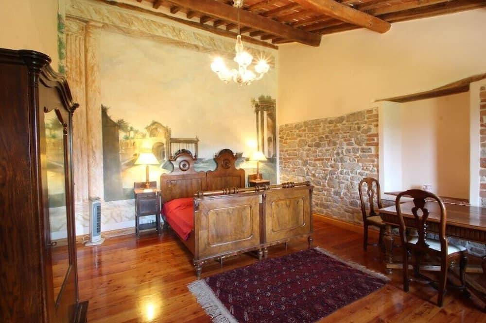Hervorragende Villa mit antiken Möbeln, großem Rosengarten und privatem Pool in San Venanzo, Perugia Provinz
