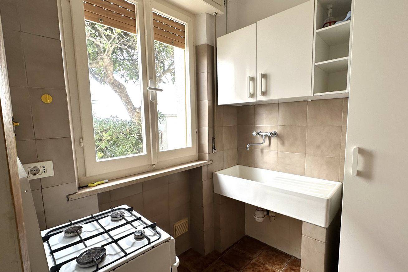 Ganze Wohnung, M151 - Marcelli, three-room apartment directly on the beach  in Marcelli, Riviera del Conero