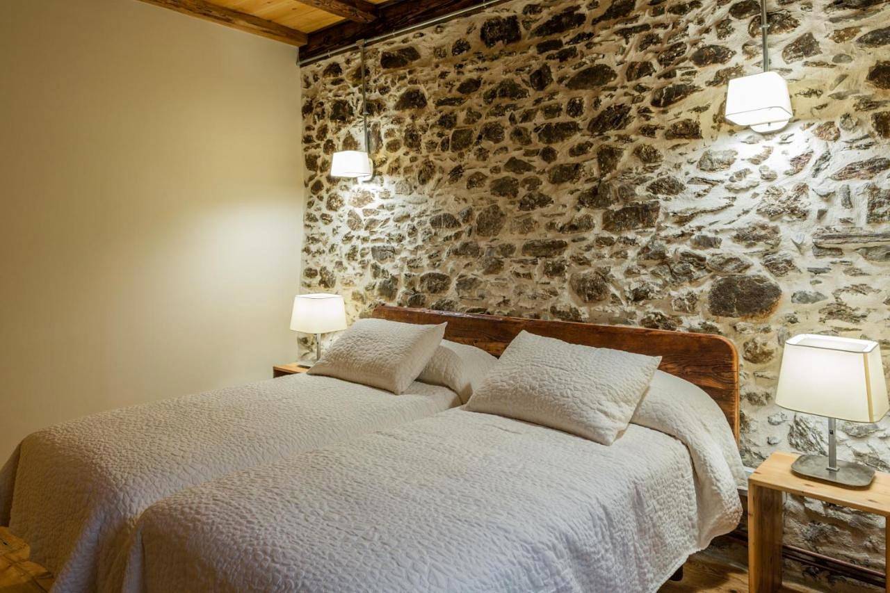 Five-Bedroom House in Betren, viella e mijaran