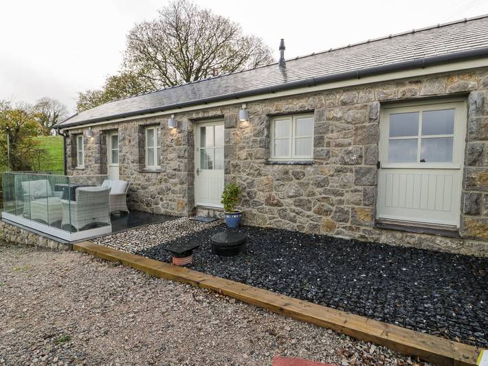 Log cabin for 4 people, with Garden in Llandudno