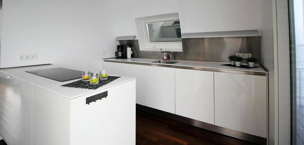 Villa für 4 Personen, mit Seeblick und Balkon sowie Ausblick und Sauna in Sachsen - 4