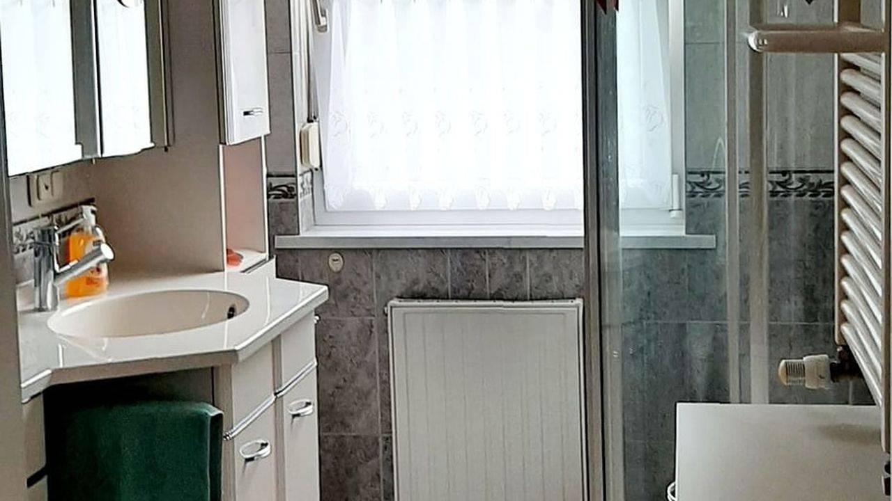 Hel ferieleilighet, Ferienwohnung für 1 Person (12 m²) in Schöneiche bei Berlin in Treptow - Koepenick, Berlin