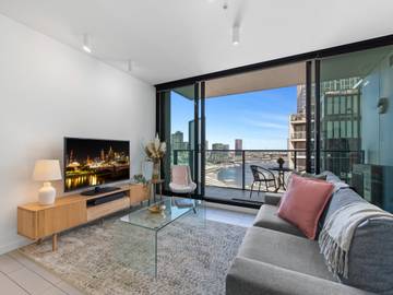 Holiday Apartment for 3 People in Docklands, Melbourne, Photo 1