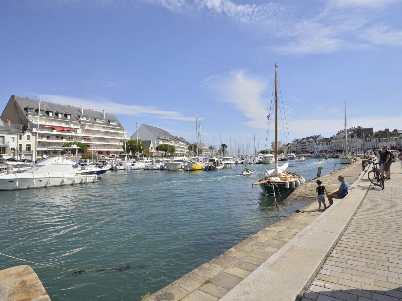 Appartement entier, Port et plage à pied, linge inclus in Le Pouliguen, Côte d'Amour