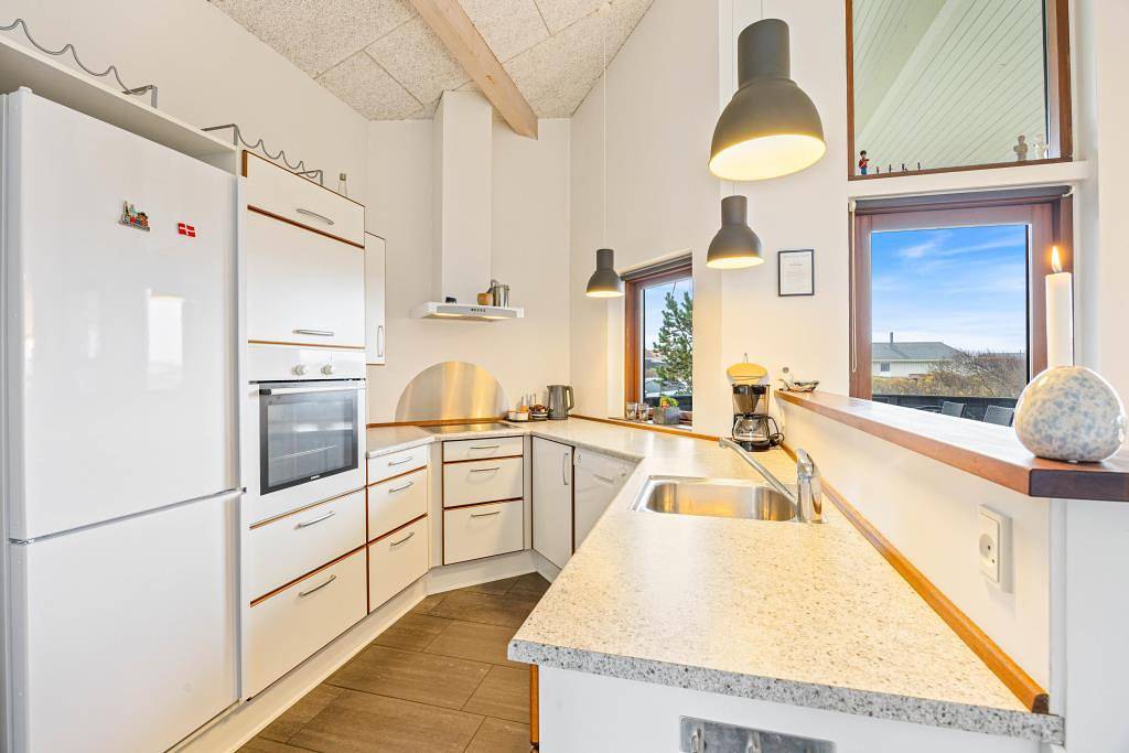 Modernes Ferienhaus mit Whirlpool und schöner Terrasse in Hvide Sande, Holmsland Klit