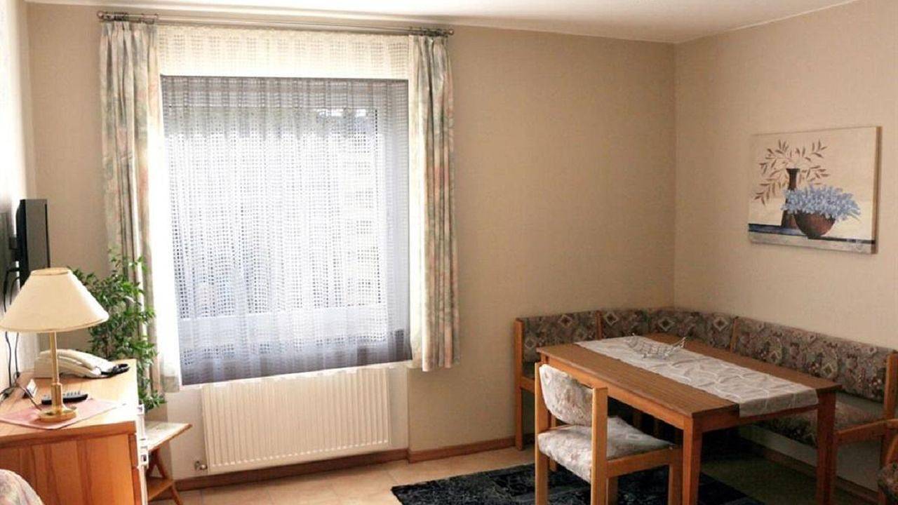 Ganze Ferienwohnung, Ferienwohnung für 2 Personen in Schweich in Schweich, Moseleifel