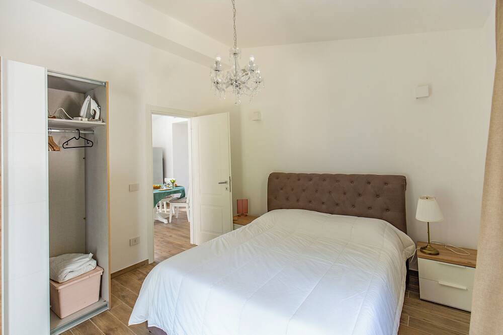 Villa Aura Private Estate: Massive 6000m² Garden with Rome Views in Frascati, Castelli Romani