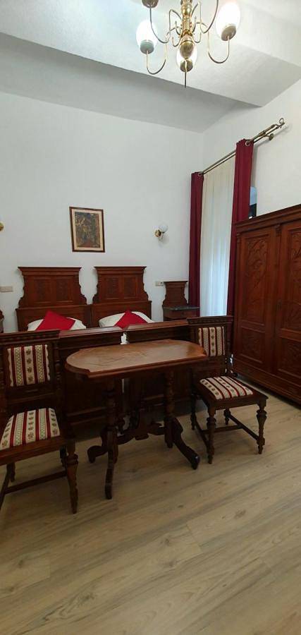 Chambre d’hôte pour 2 personnes, avec jardin ainsi que terrasse et jacuzzi à Trogir - 2