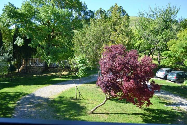 Location de vacances pour 12 personnes, avec jardin ainsi que balcon et piscine à Laurac - 4