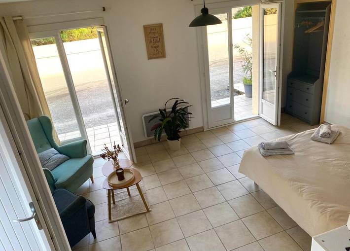 Gîte pour 2 personnes, avec terrasse et jardin à Soussans - 2