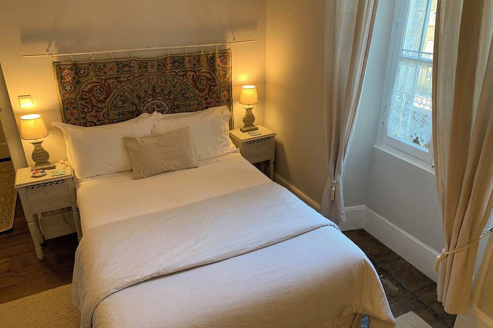 Comfortabele en charmante kamer Montravel in de nummer 1 B&B van Ribérac. in Ribérac, Périgord Vert