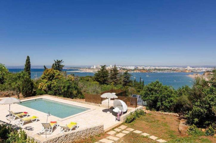 Villa para 6 pessoas, com jardim e piscina em Ferragudo