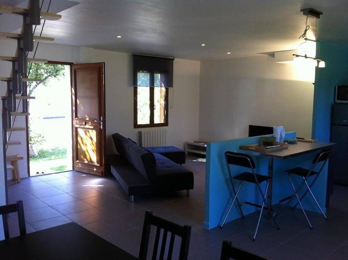 Location de vacances pour 10 personnes, avec jardin ainsi que piscine et vue, adapté aux familles à Fougères-sur-Bièvre - 2