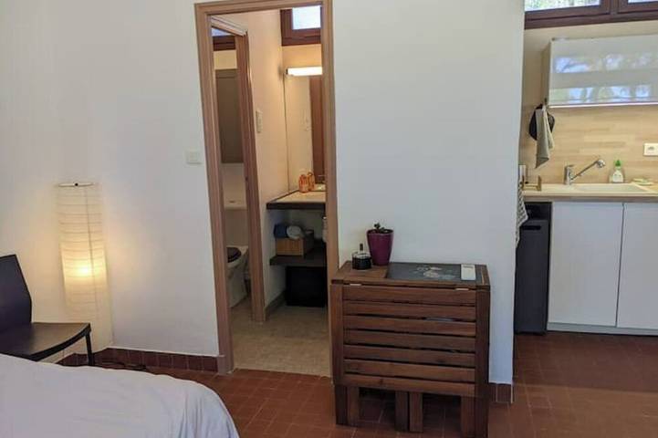Gîte pour 4 personnes, avec jardin, animaux acceptés à Saint-Chamas - 2