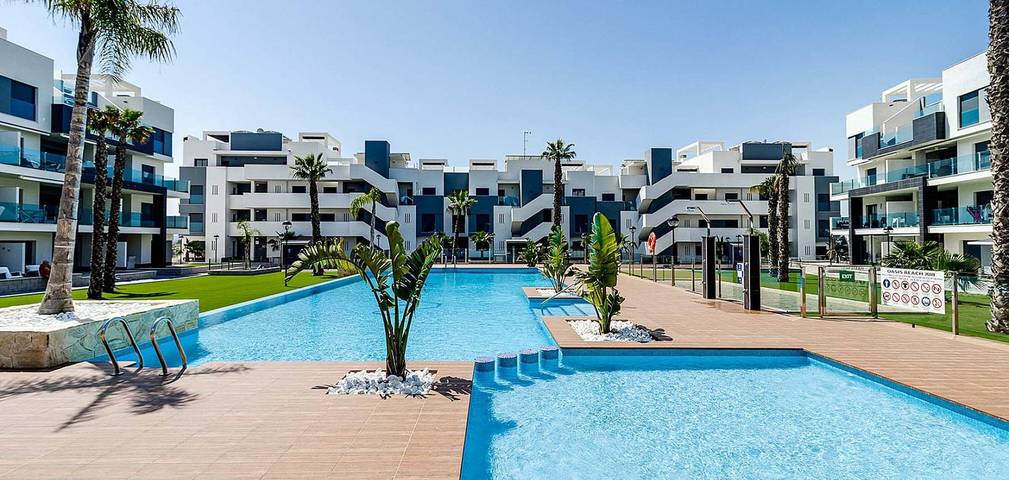Apartamento de vacaciones para 4 personas, con piscina para niños y jardín además de terraza y sauna - 1