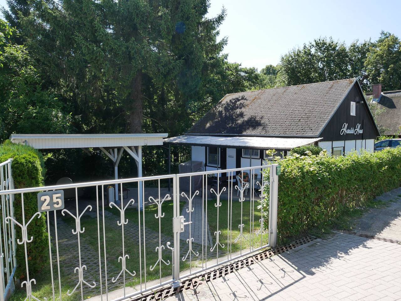 Ganze Ferienwohnung, Ferienhaus Just mit Garten und Carport - Haralds Hus in Drei Kaiserbäder, Heringsdorf