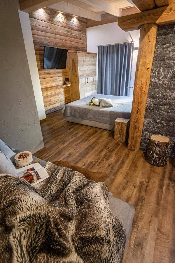 Double Room with Mountain View in Tesero, Fleimstaler Alpen