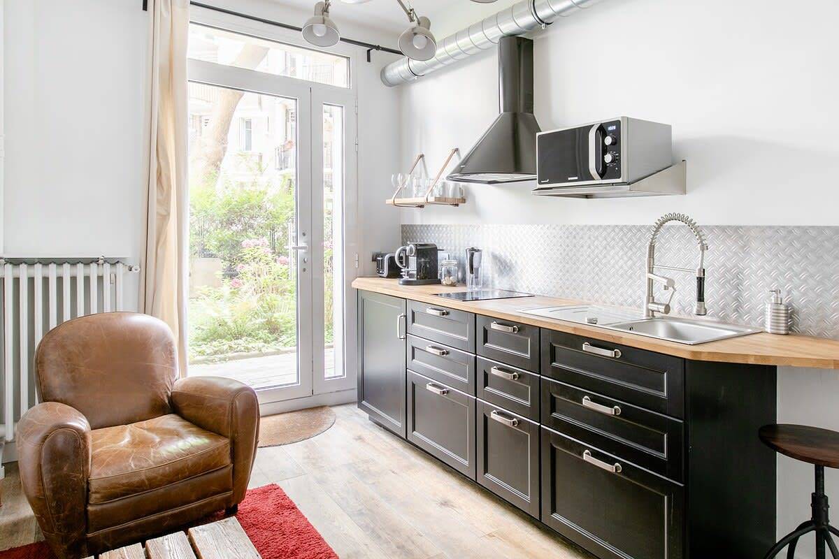 Appartement entier, Appartement de vacances pour 2 personnes avec jardin in Paris, Île de France