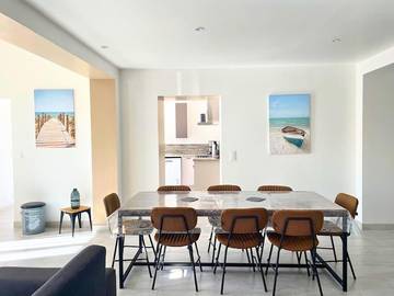 Location de vacances pour 8 personnes, avec terrasse à Corme-Royal