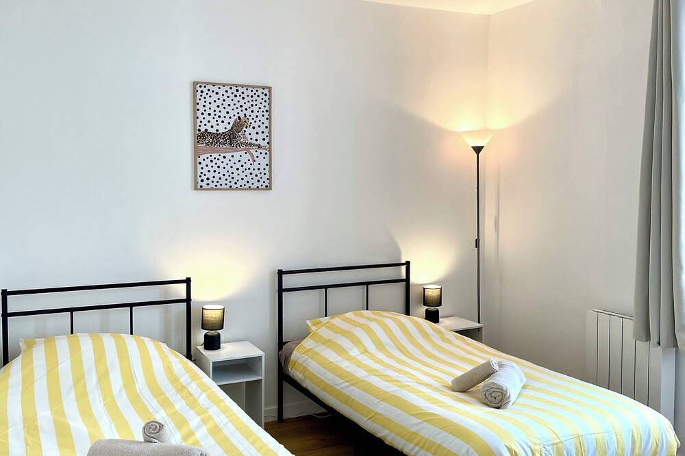 Entire apartment, Le Petit Parador in Saint-Aignan, Romorantin-Lanthenay region