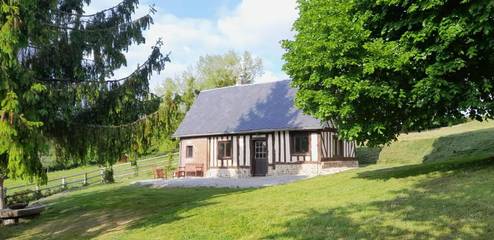 Gîte pour 4 personnes, avec jardin et vue dans Pontchardon
