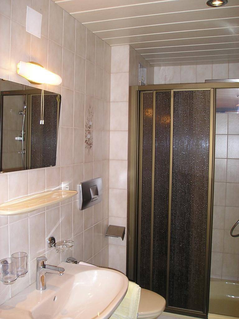 Appartment/1 Sz+1 Wohnschlaf/Dusche/Balkon/Haar-Fö in Kals am Großglockner, Bezirk Lienz