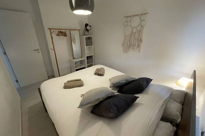 Ferienwohnung für 4 Personen, mit Terrasse und Garten sowie Sauna in Namur